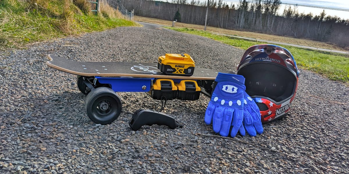 Building a DIY electric skateboard, powered by drill batteries